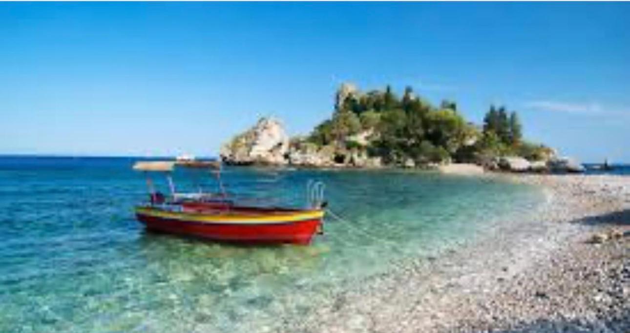 Taormina'S Sun Apartment المظهر الخارجي الصورة