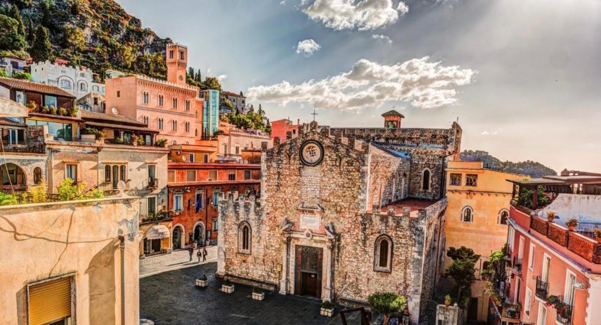Taormina'S Sun Apartment المظهر الخارجي الصورة
